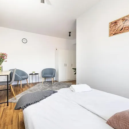 Zuraw Na Poddaszu Guest house Gdansk